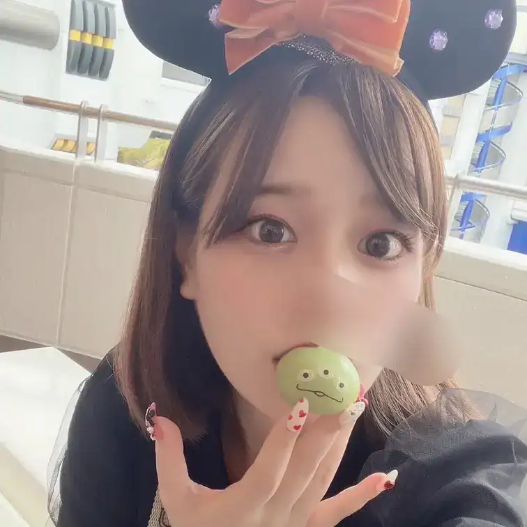 某芸能人の娘と禁断の密会。自宅に連れ込んでガチ堕ち肉便器交尾しちゃいました – 裏垢男子の日常